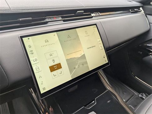 New 2025 Land Rover Range Rover Sport Dynamic SE image 9