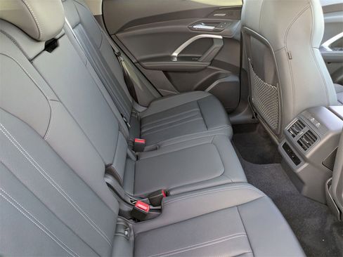 New 2025 Audi Q5 Premium Plus image 34