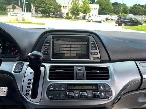 Used 2010 Honda Odyssey EX-L image 14