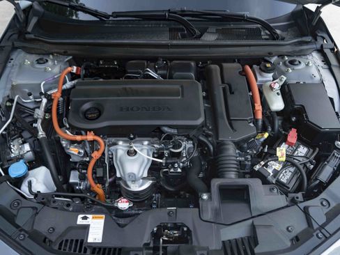 Used 2025 Honda Accord Sport image 45