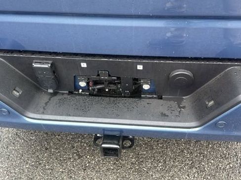 Used 2024 Chevrolet Silverado 1500 High Country w/ High Country Premium Package image 10