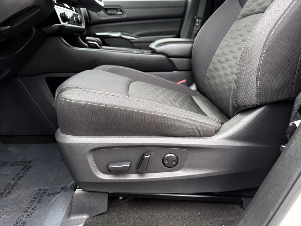 Certified 2024 Nissan Pathfinder SV AWD/4WD image 14