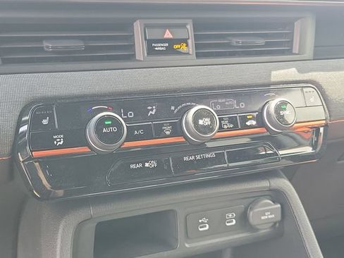 Certified 2026 Honda Passport TrailSport image 24