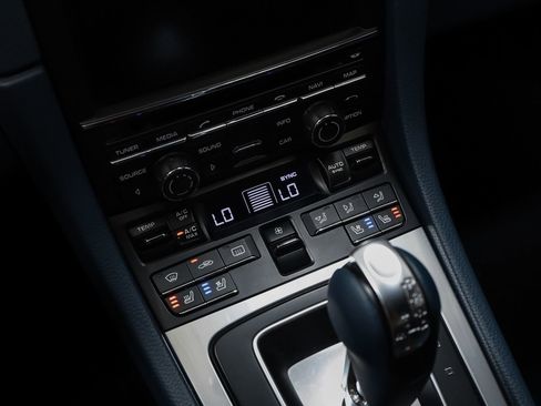 Certified 2015 Porsche 911 Carrera RWD image 30
