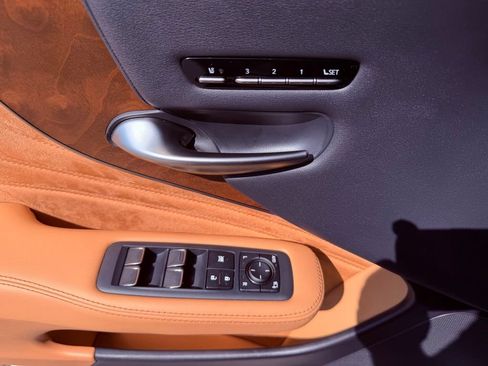 Certified 2024 Lexus LS 500 RWD image 18