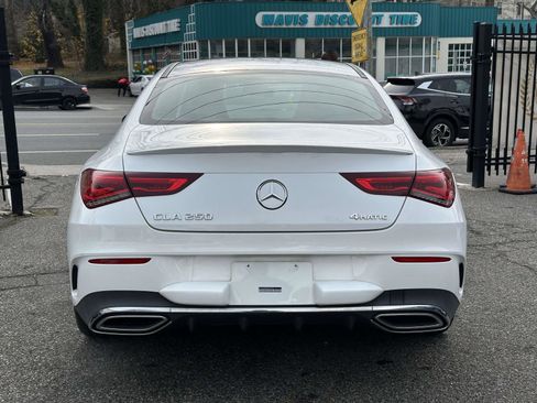 Used 2022 Mercedes-Benz CLA 250 4MATIC image 4