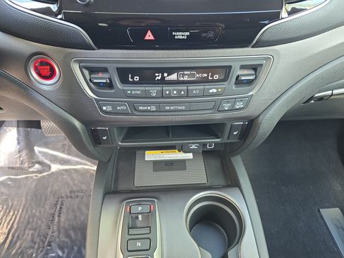 Used 2023 Honda Ridgeline RTL-E image 24