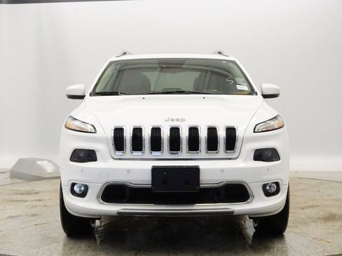 Used 2016 Jeep Cherokee Overland w/ Technology Group image 8
