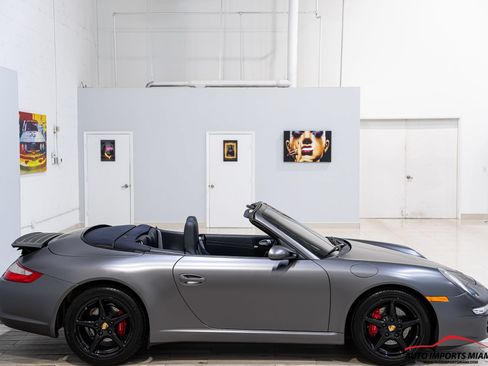 Used 2007 Porsche 911 Cabriolet image 23