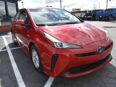 Used 2022 Toyota Prius LE image 4