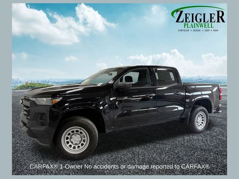 Used 2023 Chevrolet Colorado W/T RWD image 1