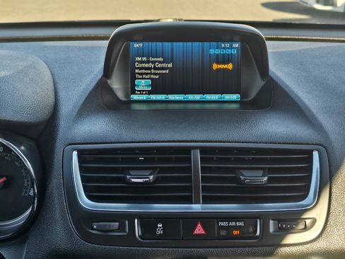Used 2016 Buick Encore Leather AWD/4WD image 9
