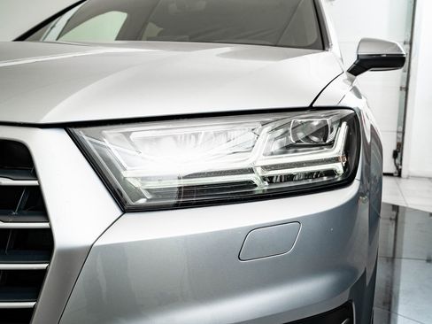 Used 2018 Audi Q7 3.0T Prestige w/ Prestige Package image 15