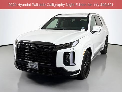Used 2024 Hyundai Palisade Calligraphy AWD/4WD image 3