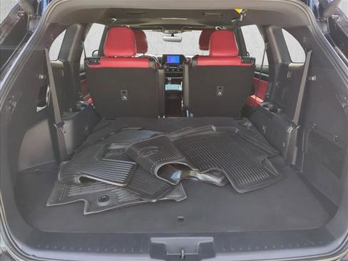 Certified 2024 Toyota Highlander XSE FWD image 5