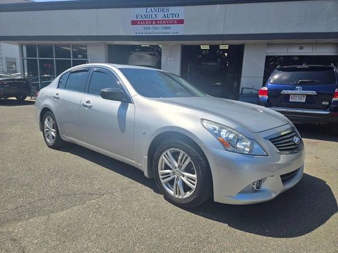 Used 2013 INFINITI G37 x Sedan w/ Premium Pkg image 20