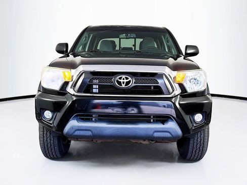 Used 2013 Toyota Tacoma 4x4 Double Cab w/ SR5 Pkg image 2