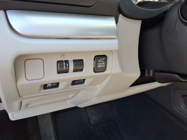 Used 2015 Subaru Forester 2.5i Limited AWD/4WD image 19