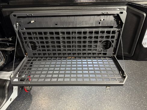 Used 2022 Jeep Wrangler Unlimited Sport image 32