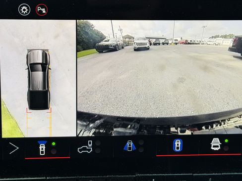 Used 2024 GMC Canyon Elevation w/ Convenience Package RWD image 12