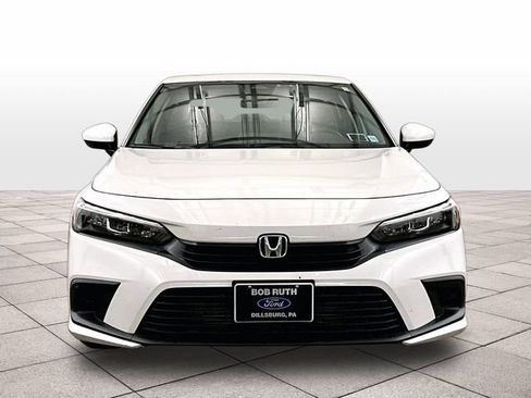 Used 2023 Honda Civic EX image 3