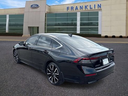 Used 2025 Honda Accord Touring image 5