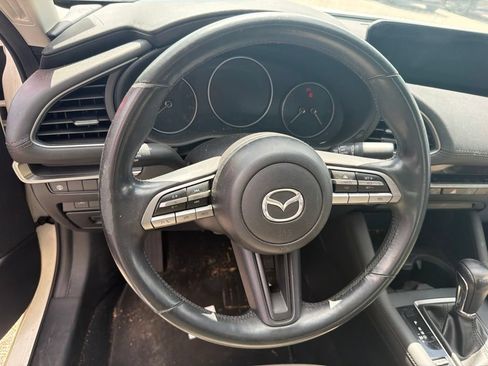 Used 2020 MAZDA MAZDA3 Sedan w/ Select Package FWD image 9