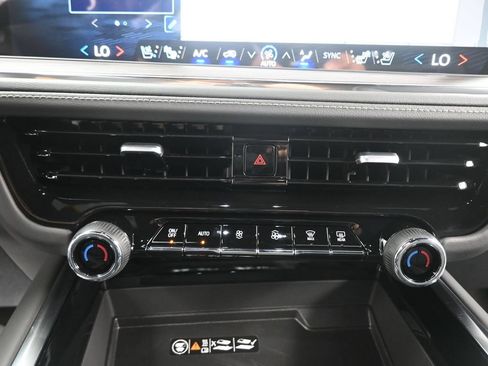 New 2025 Chevrolet Tahoe Premier AWD/4WD image 11