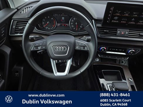 Used 2023 Audi Q5 2.0T Premium w/ Convenience Package image 13