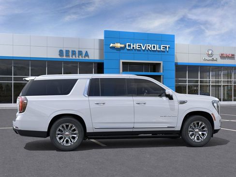 New 2026 GMC Yukon XL Denali w/ Sun & Power Step Package image 5