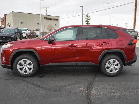 New 2025 Toyota RAV4 LE image 5