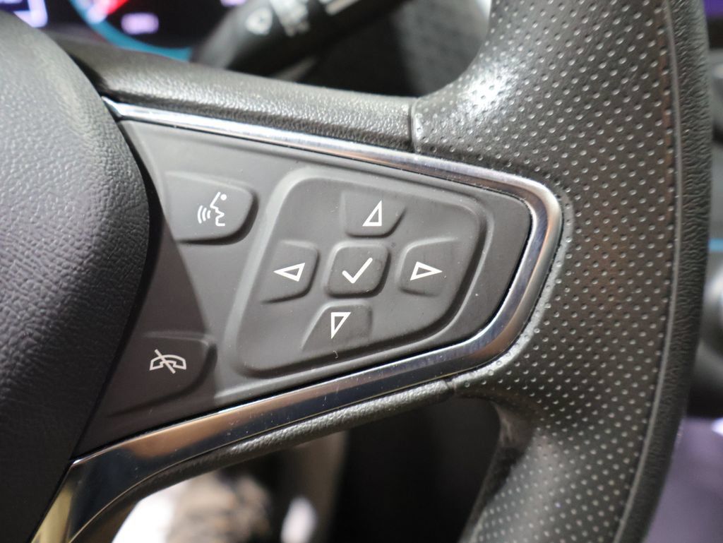 Used 2024 Chevrolet Malibu LT FWD image 36