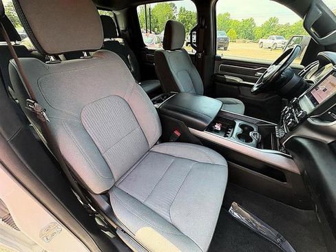 Used 2022 RAM 1500 Big Horn AWD/4WD image 41