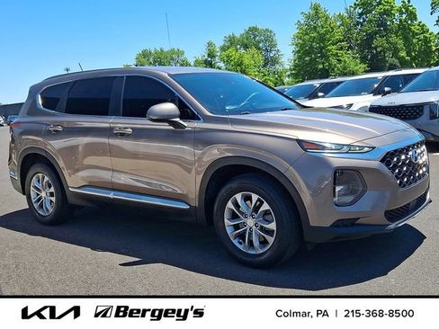 Used 2020 Hyundai Santa Fe SE FWD image 3