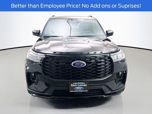 New 2026 Ford Explorer ST-Line AWD/4WD image 2