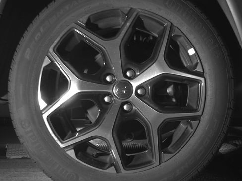 Used 2025 Jeep Compass Limited image 15