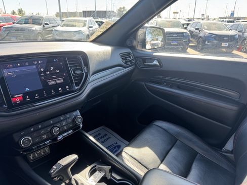 Used 2024 Dodge Durango GT image 11
