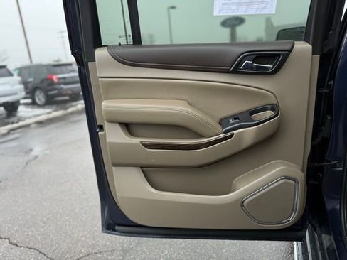 Used 2019 GMC Yukon XL SLT w/ Open Road Package image 18