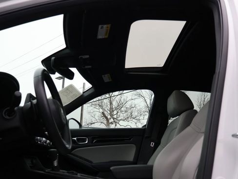 Certified 2025 Honda Civic Sport Touring image 33