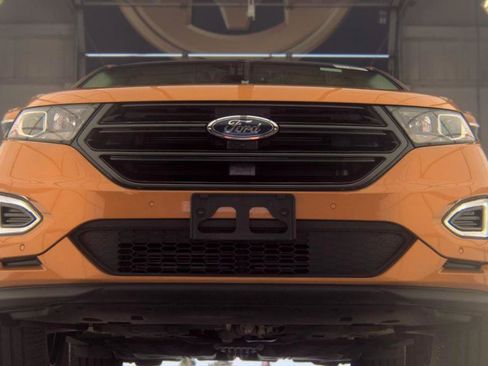 Used 2016 Ford Edge Sport w/ Equipment Group 401A AWD/4WD image 3