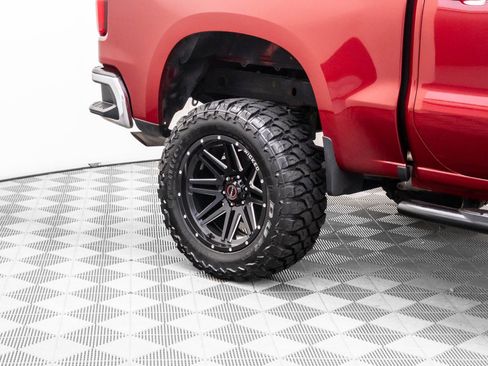 Used 2019 Chevrolet Silverado 1500 LT image 29