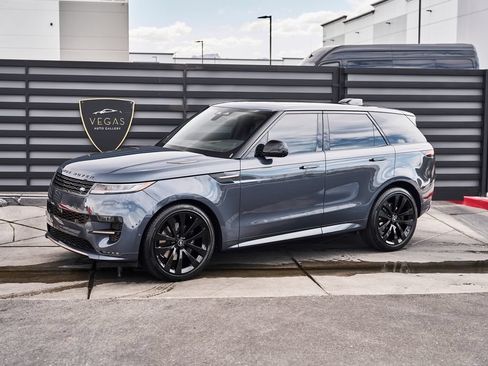 Used 2025 Land Rover Range Rover Sport Dynamic SE AWD/4WD image 5