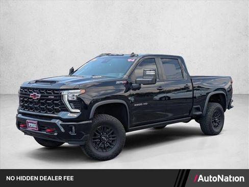 Used 2024 Chevrolet Silverado 2500 ZR2 w/ Technology Package AWD/4WD image 1