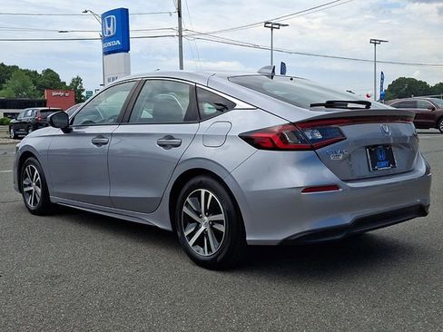 Used 2024 Honda Civic LX image 6