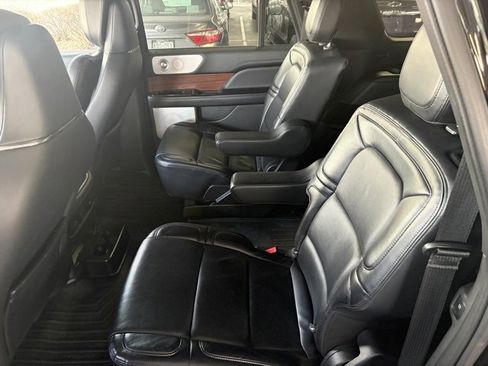 Used 2021 Lincoln Navigator L Reserve image 20