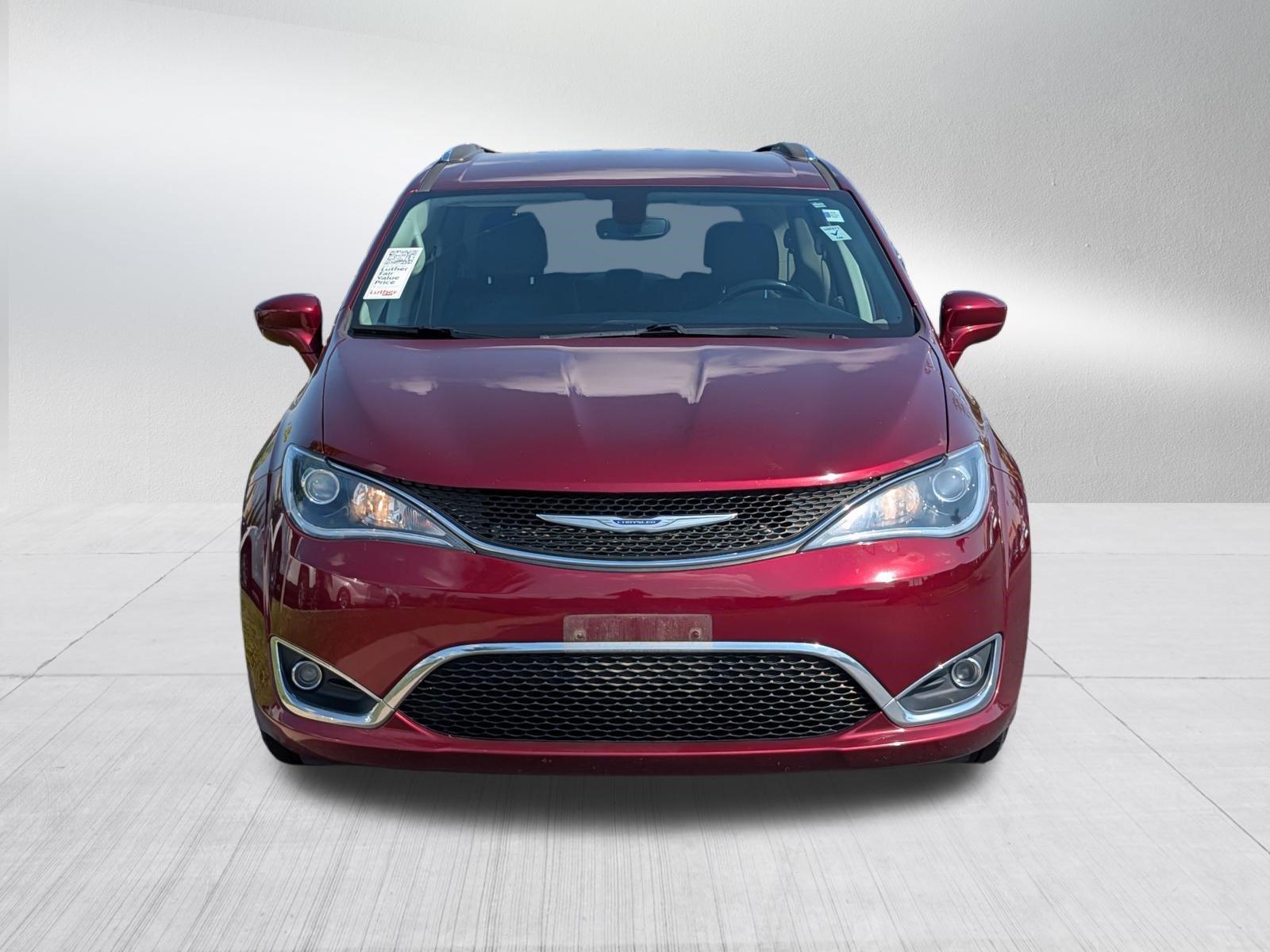 Used 2020 Chrysler Pacifica Touring-L Plus FWD image 7