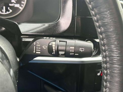 Certified 2024 Nissan Pathfinder SV image 25