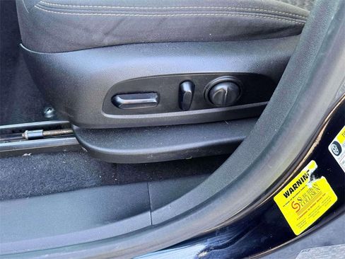 Used 2018 GMC Terrain SLE w/ Driver Convenience Package image 14