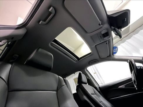 Used 2021 Honda Pilot Black Edition image 23