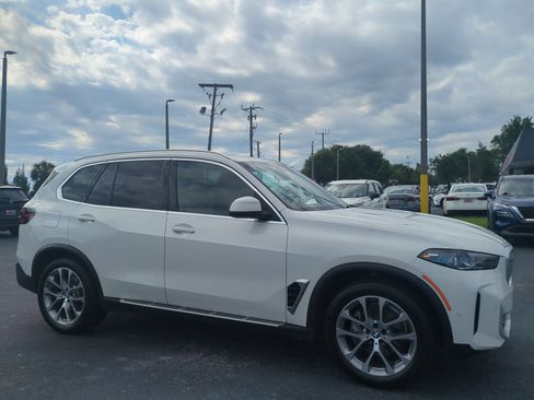 Used 2026 BMW X5 sDrive40i RWD image 2